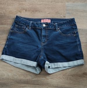 Stretchy jean shorts